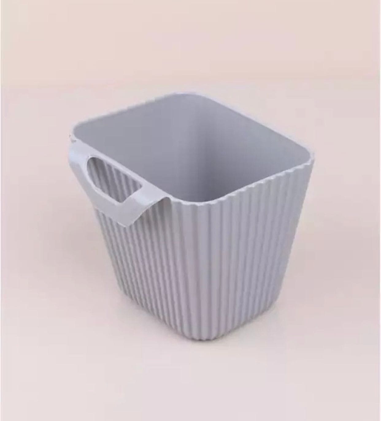 Multipurpose Wall Hanging High Quality Durable Plastic Storage Container, Modern Flower Plant Pot, Display Vase Succulent Pots for Indoor Multipurpose Wall Hanging High Quality Durable Plastic Storage Container, Modern Flower Plant Pot, Display Vase Succulent Pots for Indoor